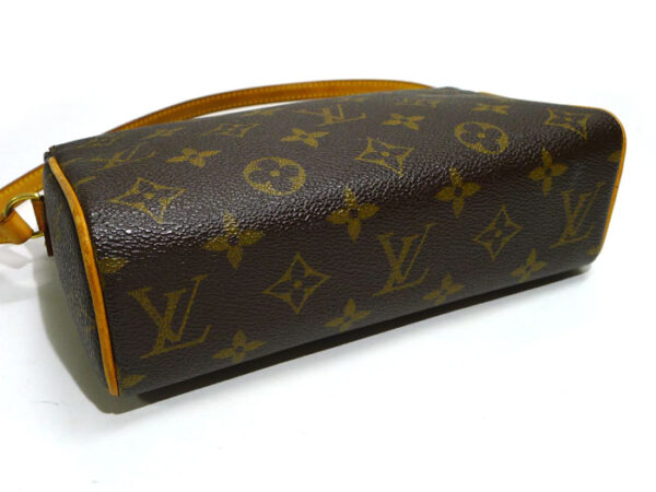 2000773257801062 3 Louis Vuitton Recital Shoulder Bag Monogram