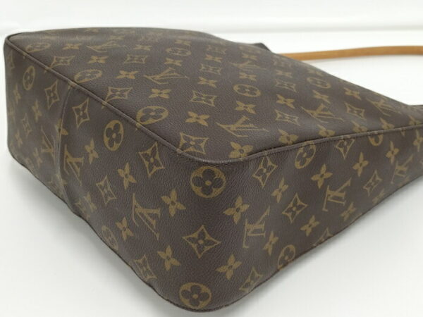 2000773257801096 3 Louis Vuitton Looping GM Shoulder Bag Monogram