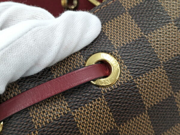 2000773257801104 7 Louis Vuitton Neo Noe Shoulder Bag Damier Ebene Cherry Berry