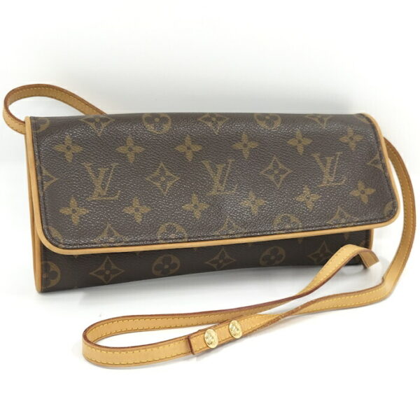 2000773257801121 1 Louis Vuitton Pochette Twin GM Shoulder Bag Monogram