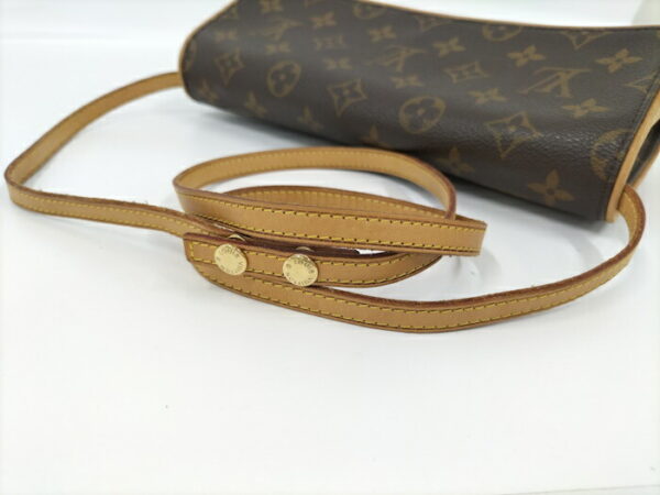 2000773257801121 5 Louis Vuitton Pochette Twin GM Shoulder Bag Monogram