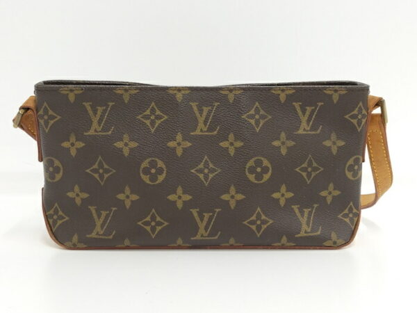 2000773257801123 2 Louis Vuitton Trotter Handbag Monogram