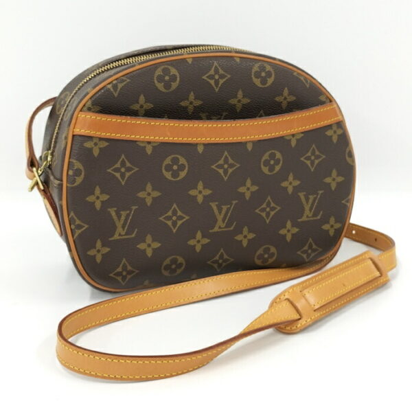 2000773257900522 1 Louis Vuitton Blois Shoulder Bag Monogram