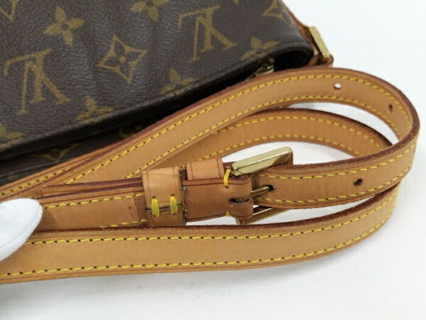 2000773257900524 6 Louis Vuitton Trotter Shoulder Bag Monogram