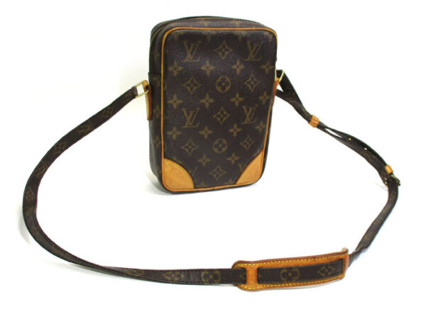 2000773258201326 2 Louis Vuitton Danube Shoulder Bag Monogram