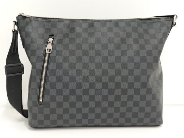 2000773258201536 2 Louis Vuitton Mick MM Shoulder Bag Damier Graphite