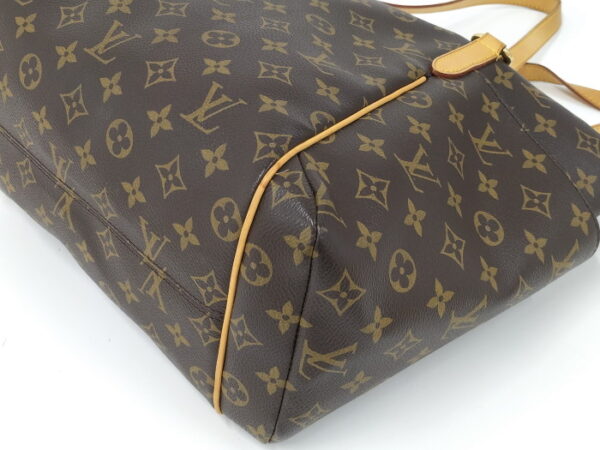 oplus 256 Louis Vuitton Totally GM Tote Bag Monogram