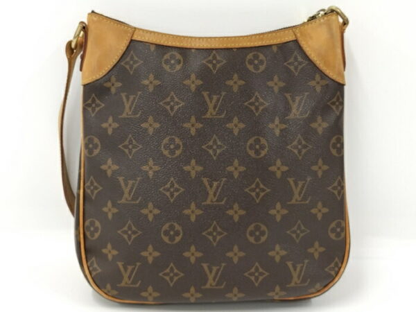 2000773258201608 2 Louis Vuitton Odeon PM Shoulder Bag Monogram