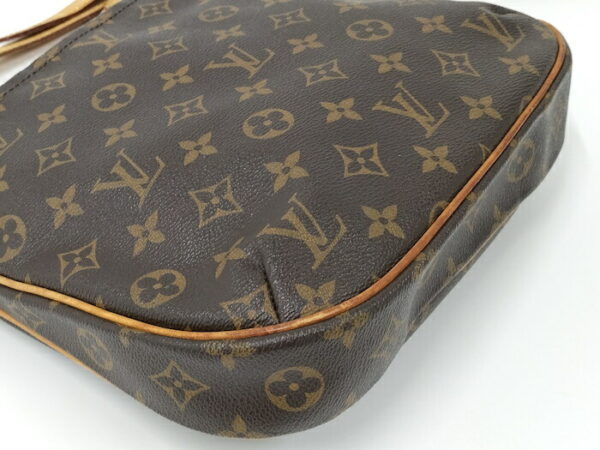 2000773258201608 3 Louis Vuitton Odeon PM Shoulder Bag Monogram