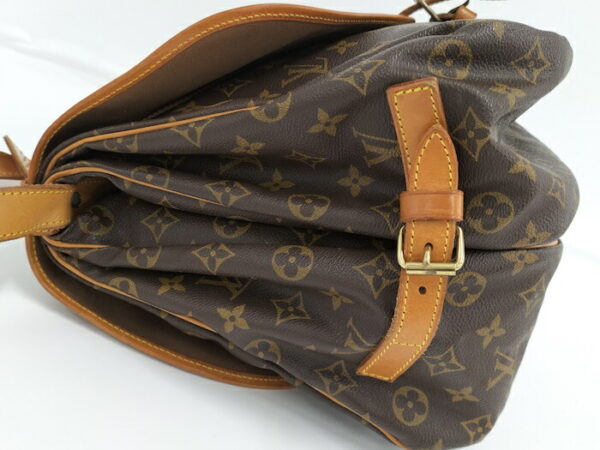 2000773258201611 6 Louis Vuitton Saumur 35 Shoulder Bag Monogram