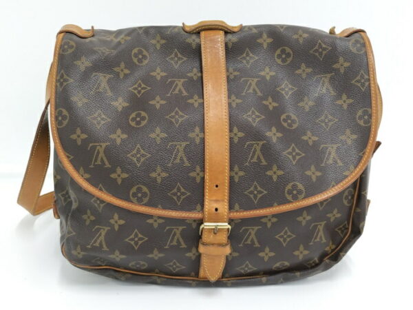 2000773258201641 2 Louis Vuitton Saumur 35 Shoulder Bag Monogram