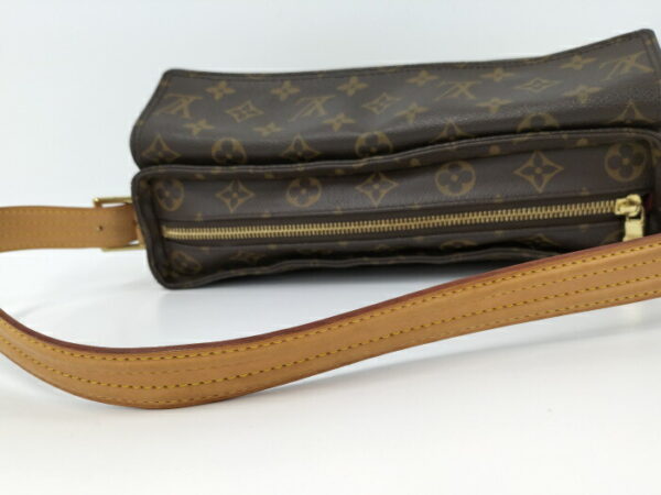 2000773258400387 5 Louis Vuitton Viva Cite MM Shoulder Bag Monogram