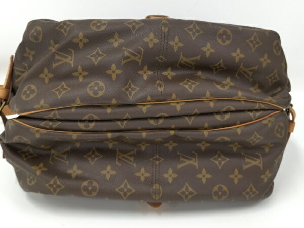 2000773258500446 5 Louis Vuitton Saumur 35 Shoulder Bag Monogram