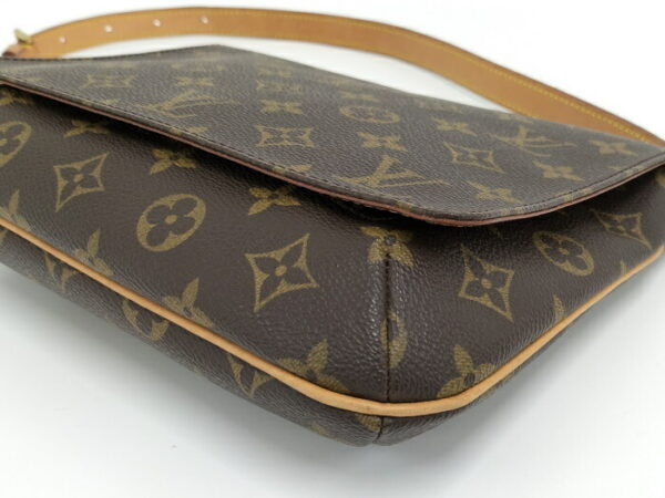 2000773258600346 3 Louis Vuitton Musette Tango Short Shoulder Bag Monogram