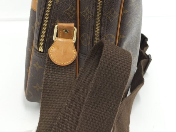 2000773258600411 5 Louis Vuitton Reporter GM Shoulder Bag Monogram