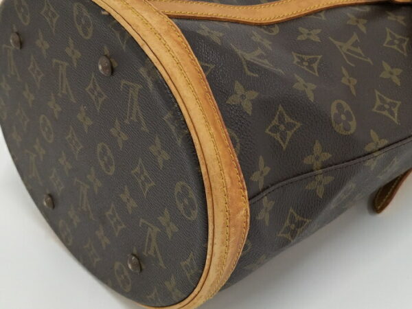 2000773258700844 4 Louis Vuitton Bucket GM Shoulder Bag Monogram