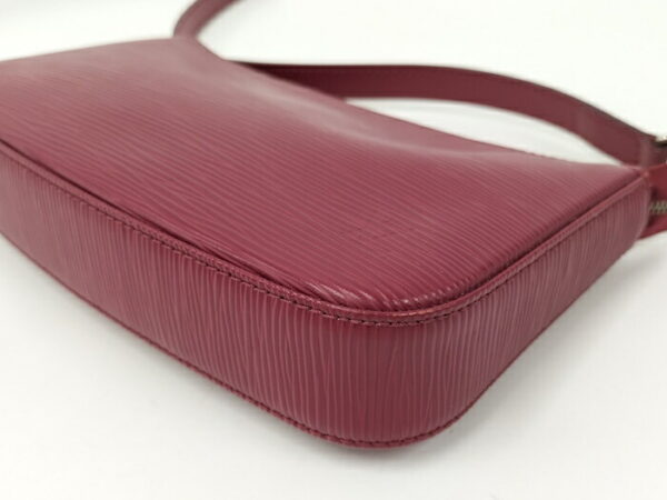 2000773258700862 3 Louis Vuitton Pochette Accessoire Epi Fuchsia