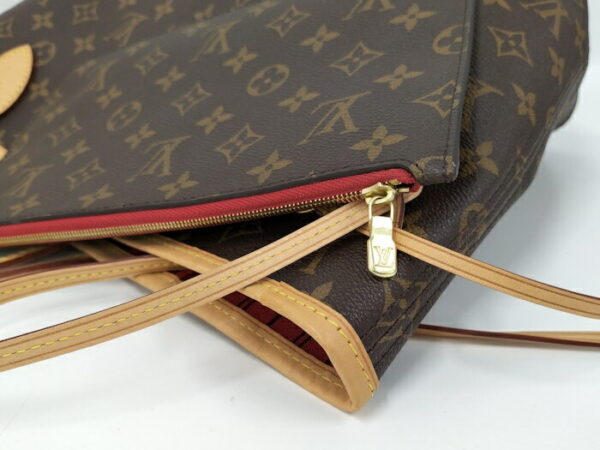 2000773258800882 6 Louis Vuitton Neverfull MM Tote Bag Monogram Sleeves