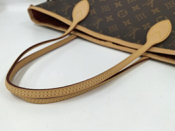 2000773258800882 7 Louis Vuitton Neverfull MM Tote Bag Monogram Sleeves