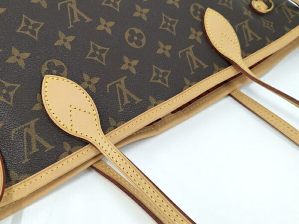 2000773258800882 8 Louis Vuitton Neverfull MM Tote Bag Monogram Sleeves