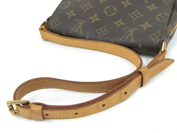 oplus 256 Louis Vuitton Musette Salsa Shoulder Bag Short Monogram