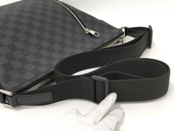 2000773258900538 4 Louis Vuitton Mick PM Shoulder Bag Damier Graphite