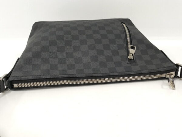 2000773258900538 8 Louis Vuitton Mick PM Shoulder Bag Damier Graphite