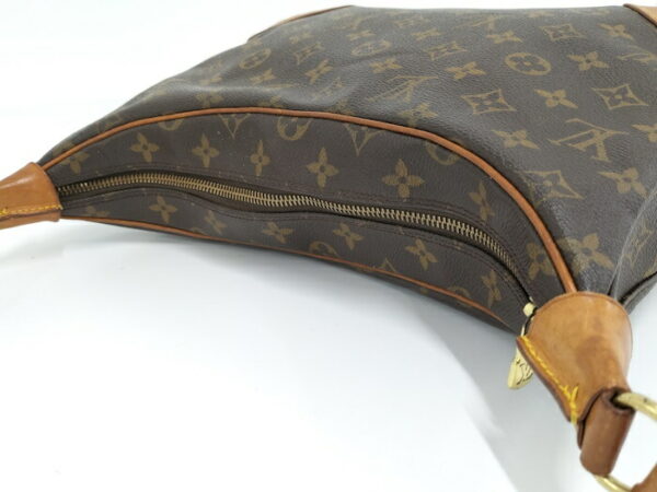 2000773258900568 7 Louis Vuitton Boulogne 30 Shoulder Bag Monogram