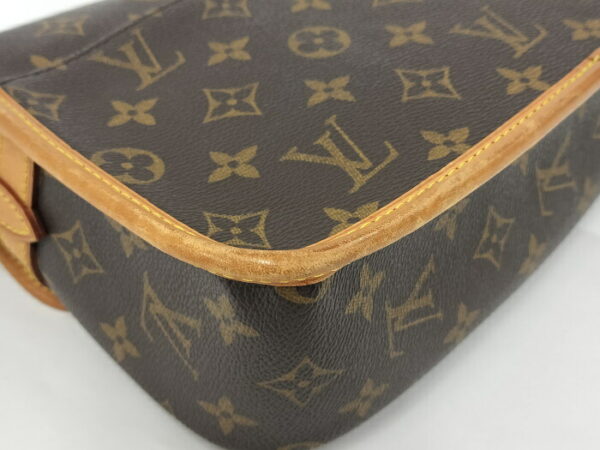 2000773259000404 3 Louis Vuitton Sologne Monogram Shoulder Bag