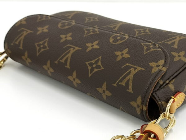 2000773259000442 3 Louis Vuitton Wallet on Chain Ivy 2way Shoulder Bag Monogram