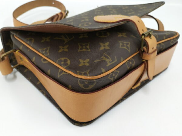 2000773259400793 3 Louis Vuitton Cartesier 26 Shoulder Bag Monogram