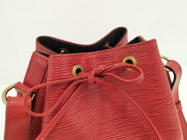 2000773259600487 8 Louis Vuitton Petit Noe Drawstring Shoulder Bag Epi Castilian Red