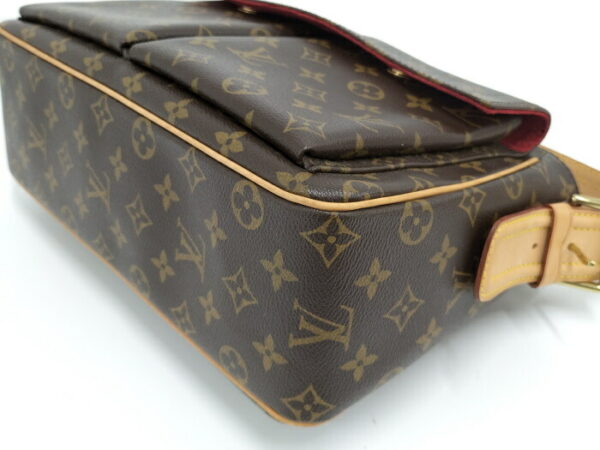 2000773259600576 3 Louis Vuitton Viva Cite GM Shoulder Bag Monogram