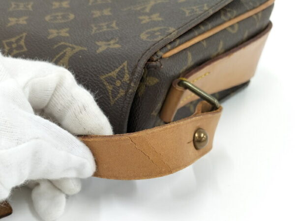 2000773259600605 5 Louis Vuitton Cartesier MM Shoulder Bag Monogram