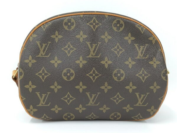 2000773259700553 2 Louis Vuitton Blois Shoulder Bag Monogram