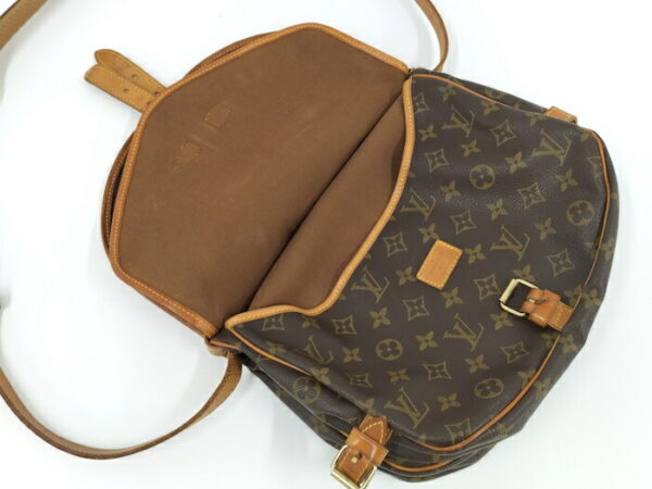 2000773259700649 7 Louis Vuitton Saumur 30 Shoulder Bag Monogram