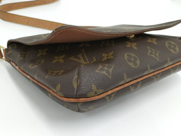 2000773259700658 3 Louis Vuitton Musette Tango Long Shoulder Bag Monogram