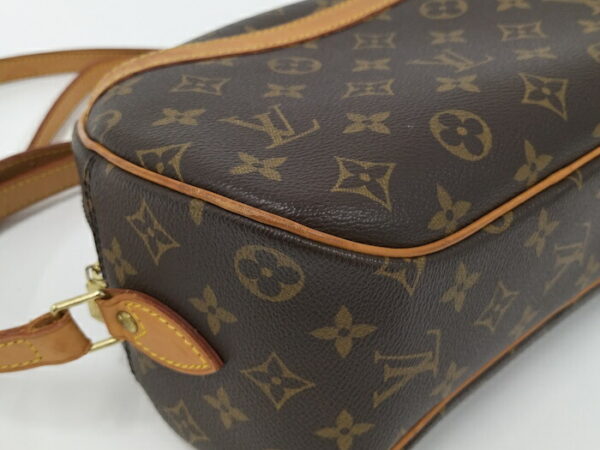 2000773259700673 4 Louis Vuitton Blois Shoulder Bag Monogram