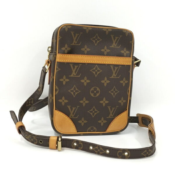 2000773259900096 1 Louis Vuitton Danube Monogram Shoulder Bag