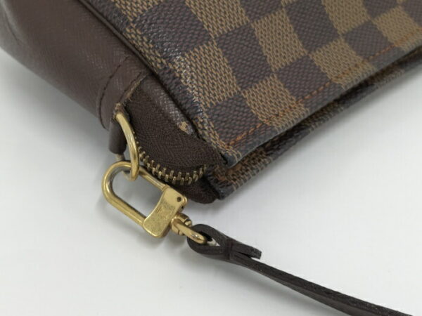 2000777260000004 6 Louis Vuitton Truth Makeup Accessory Pouch Damier Ebene