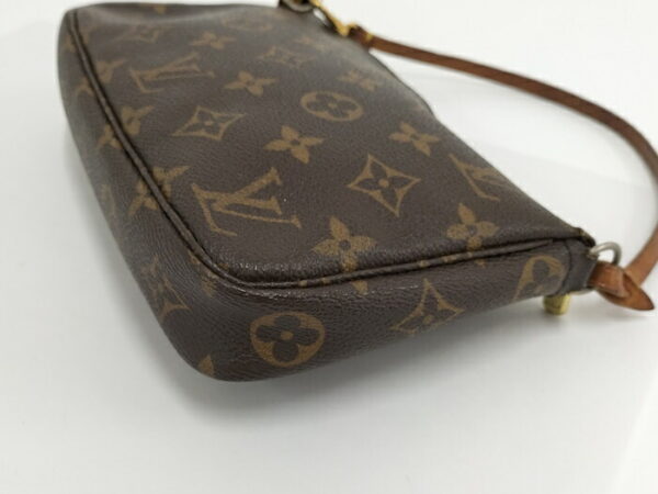 2000795259200024 3 Louis Vuitton Pochette Accessories Pouch Monogram