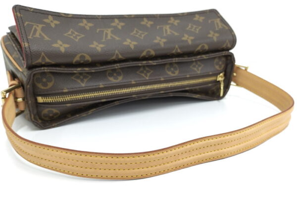 2000803251200250 4 Louis Vuitton Viva Cite MM Handbag Monogram