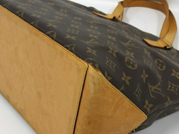 2000803251300833 4 Louis Vuitton Cabamezzo Monogram Tote Bag