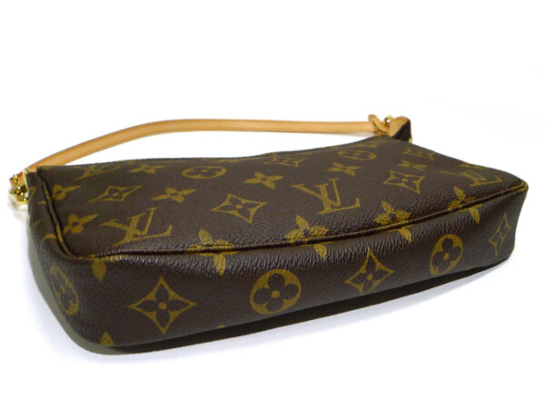 2000803251700261 3 Louis Vuitton Pochette Accessory Pouch Monogram