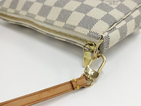 2000803252000709 5 Louis Vuitton Pochette Accessories Pouch Damier Azur