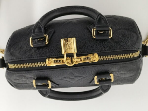 2000803252000731 8 Louis Vuitton Speedy Bandouliere 20 2WAY Bag Empreinte Giant