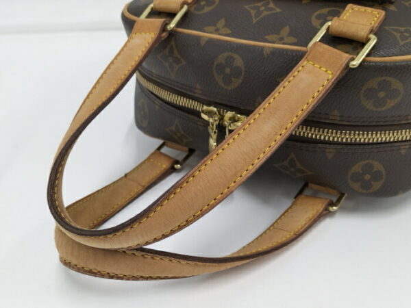 2000803252000732 5 Louis Vuitton Exantori Cité Handbag Monogram