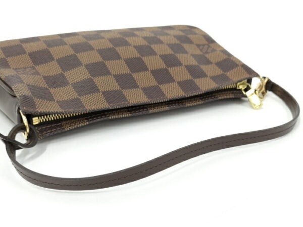 2000803252000768 4 Louis Vuitton Navona Accessory Pouch Damier Ebene