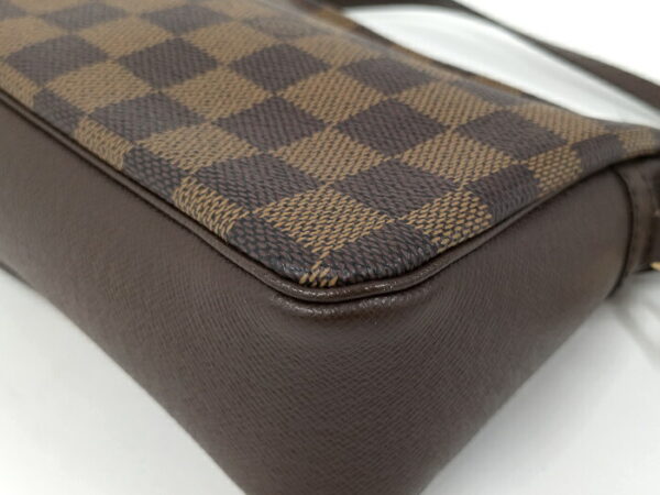 2000803252000790 3 Louis Vuitton Truth Makeup Handbag Damier Ebene