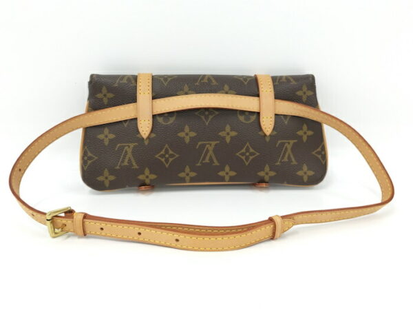 2000803252000820 2 Louis Vuitton Pochette Marelle Body Bag Monogram